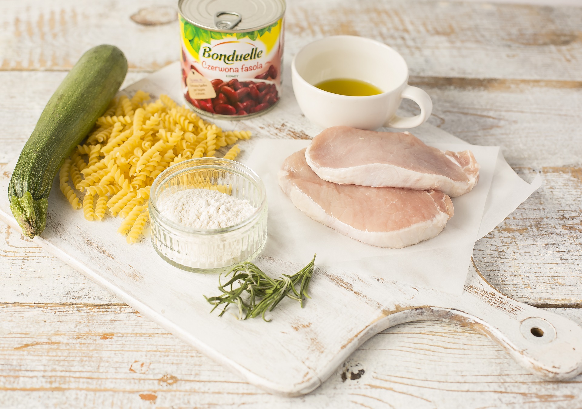 Świderki w sosie z czerwonej fasoli - Składniki