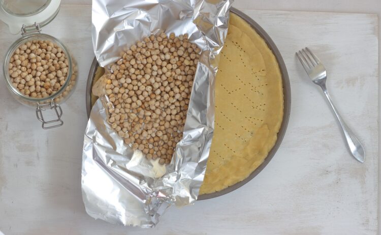 Tarta lotaryńska z zielonym groszkiem - Krok 3