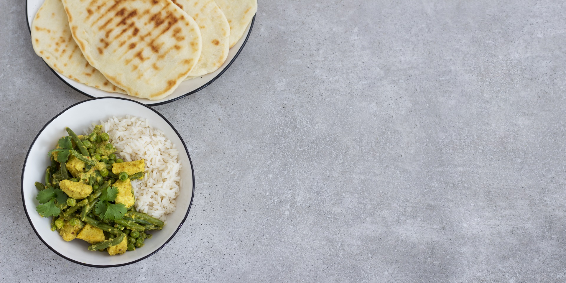 Chicken korma z groszkiem i fasolką