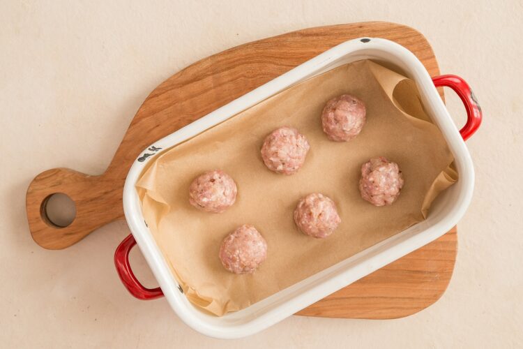 Klopsiki z marynowanymi pieczarkami - Krok 3