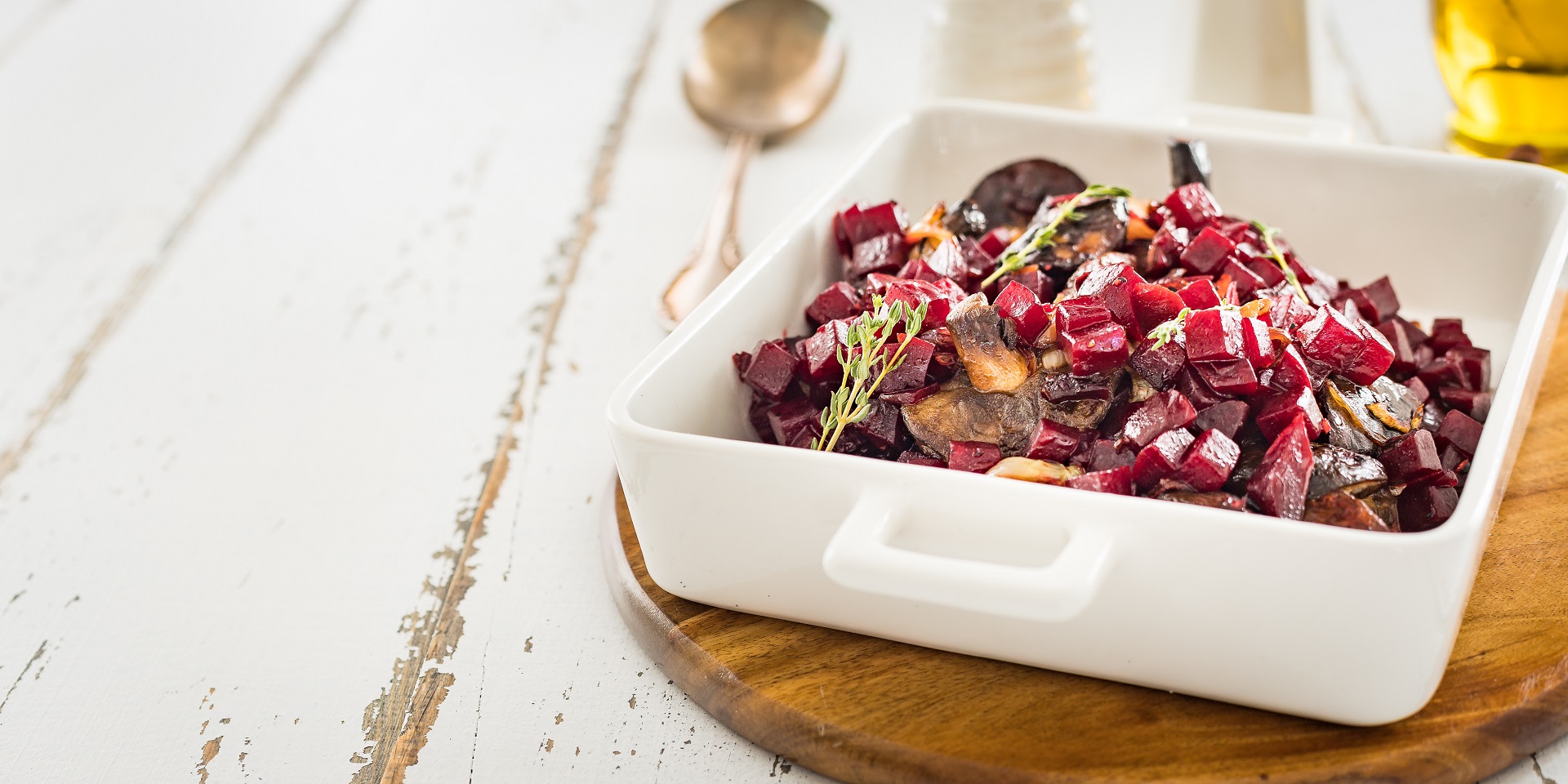 Sałatka z buraków z grzybami na ciepło