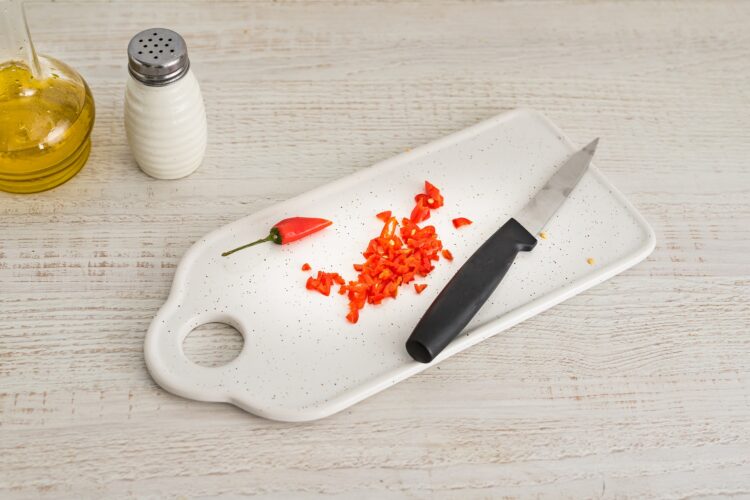 Kasza z warzywami i krewetkami koktajlowymi z sezamem i chili - Krok 1