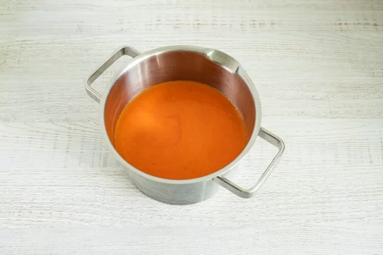 MeksykaÅ„ska zupa pomidorowa z tortillÄ… i kukurydzÄ… - Krok 2