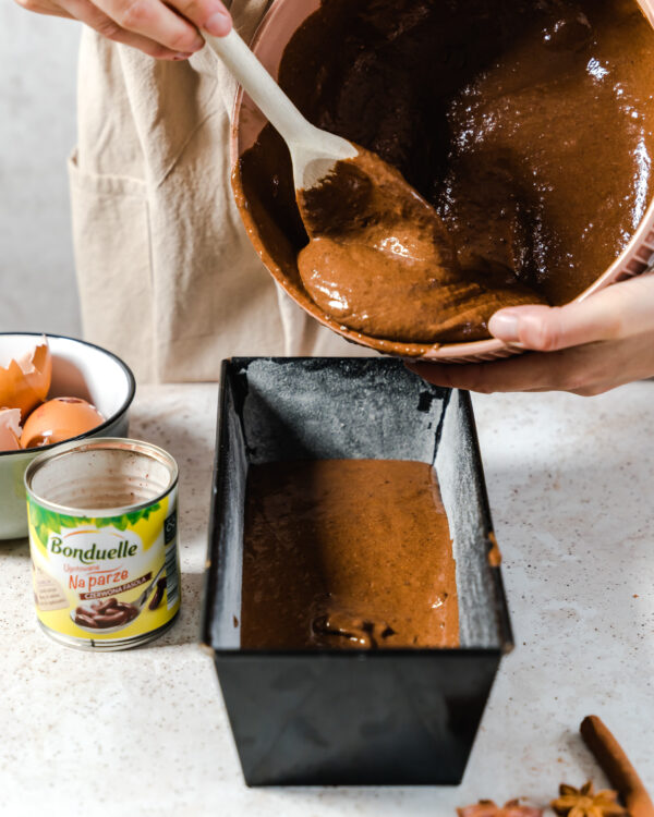 masa na świąteczny piernik z fasoli - zdjęcie